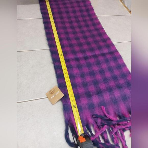 Just Cozy Black and purple checkered chunky scarf NWT - Picture 8 of 10